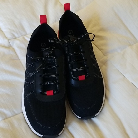 Cole Haan Men's Trainer - Picture 2 of 7